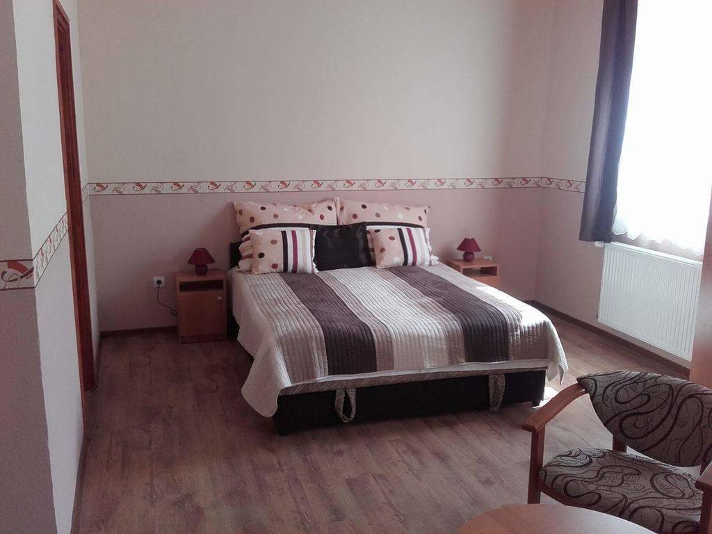 Reka Vendeghaz Hotel Tokaj Bagian luar foto