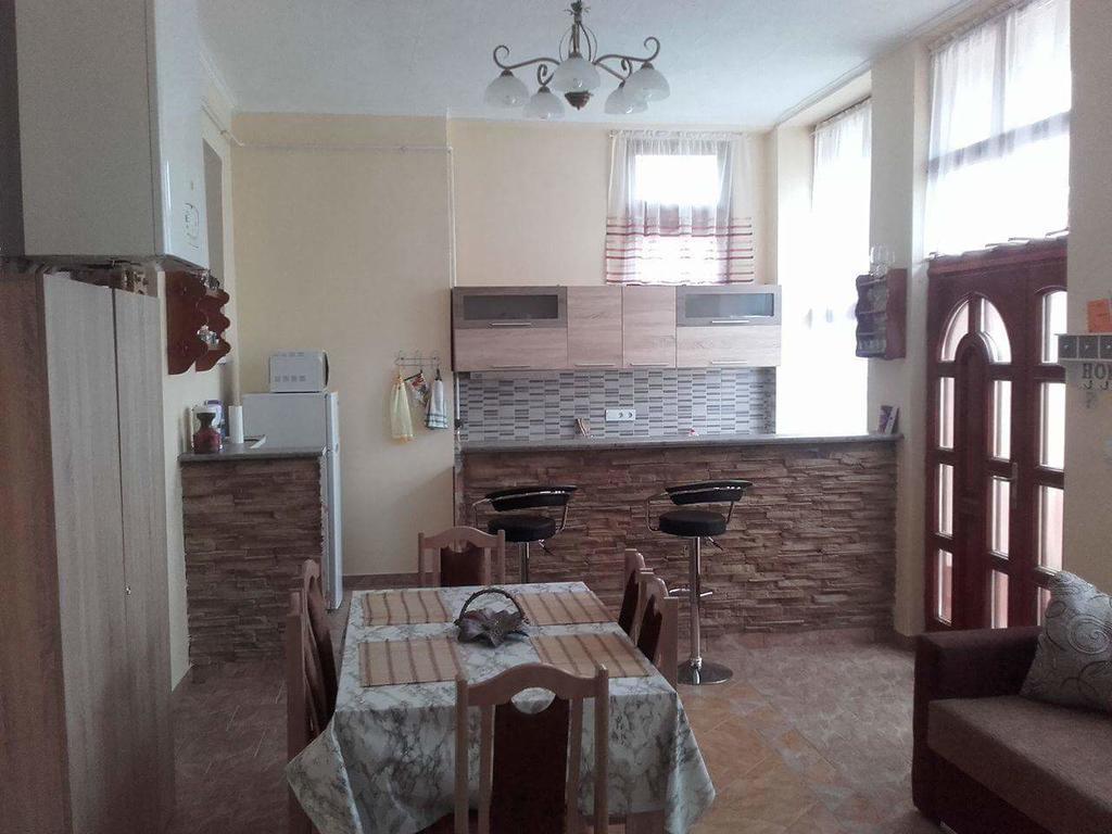 Reka Vendeghaz Hotel Tokaj Bagian luar foto