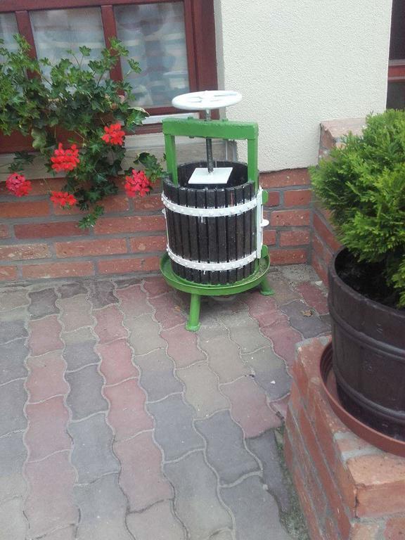 Reka Vendeghaz Hotel Tokaj Bagian luar foto